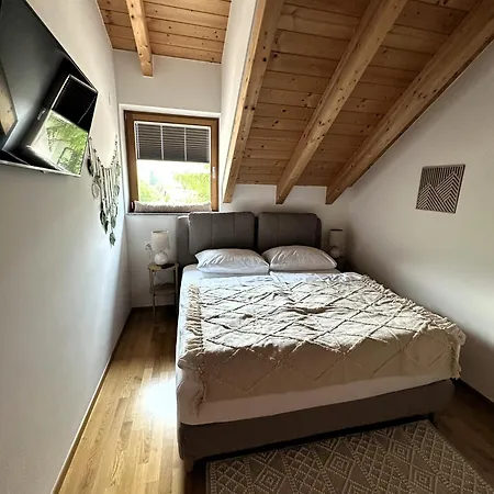 Earthloft *