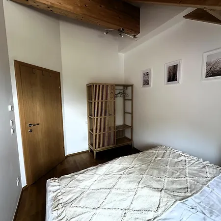 Earthloft
