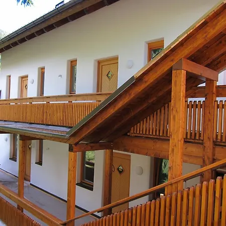 Earthloft アパート